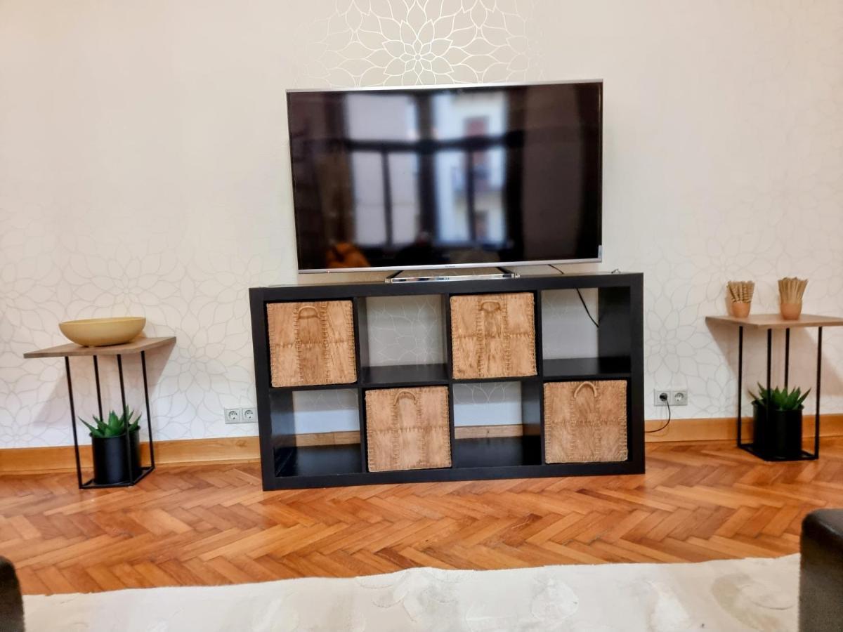Neuhausz Suite - Ultracentral Timişoara Buitenkant foto